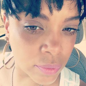 Meet your Posher, Diana